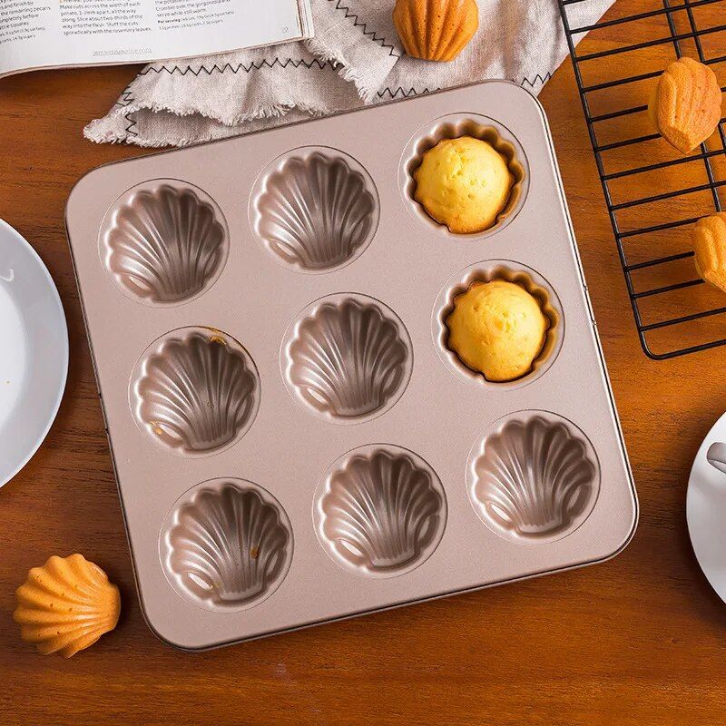 Gold Shell-Shaped Nonstick Carbon Steel Baking Mold for Madeleines and Cookies